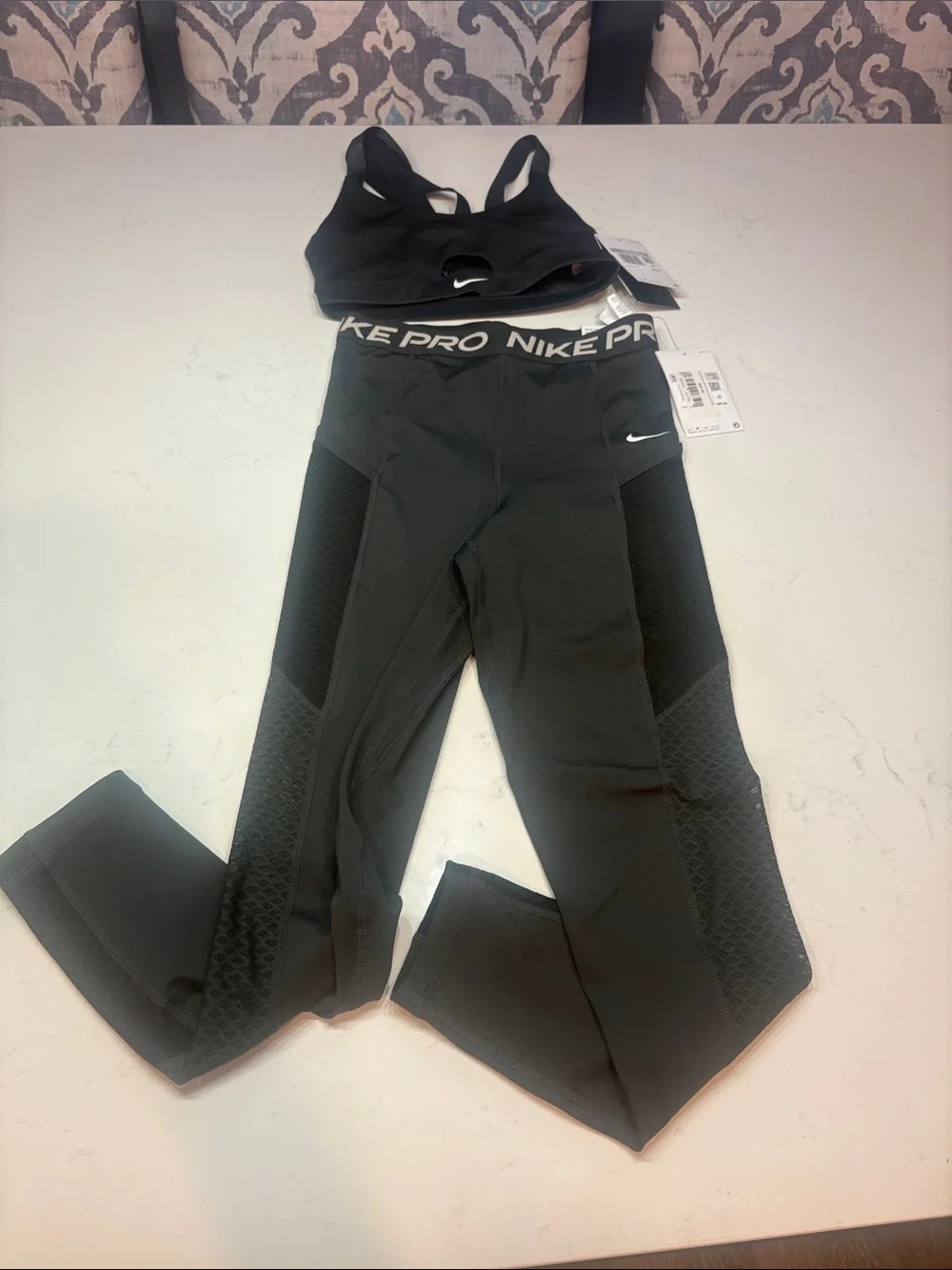Nike Black Sports Bra and Leggings Pro Set